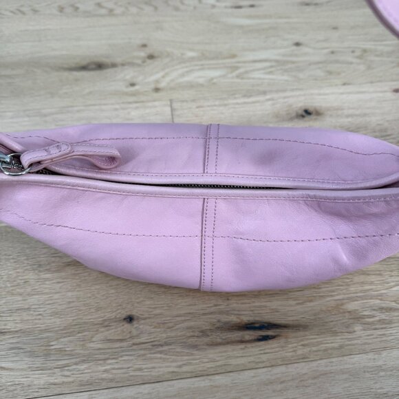 Coach Vintage Y2K Soho Hobo Crescent Bag Purse Light Pink Small Shoulder Top Zip - Picture 9 of 13